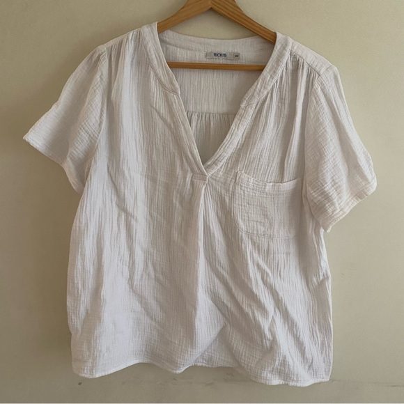 Ricki's Tops - Ricki's Crinkle Gauze V-Neck Blouse